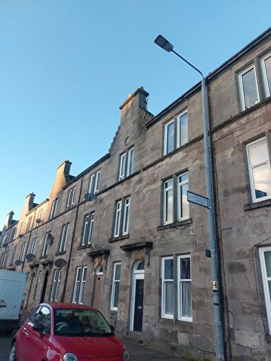 2 Bedroom Flat To Rent In Castlegreen Lane, Dumbarton, Dunbartonshire, G82
