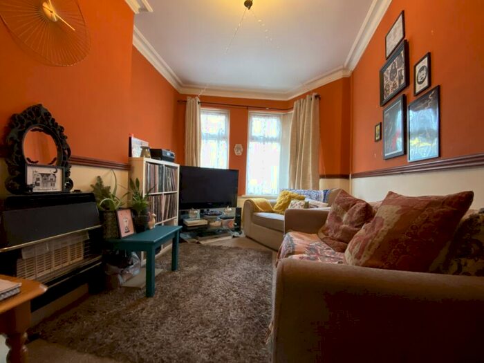 2 Bedroom Terraced House To Rent In Treharris Street, Roath, CF24