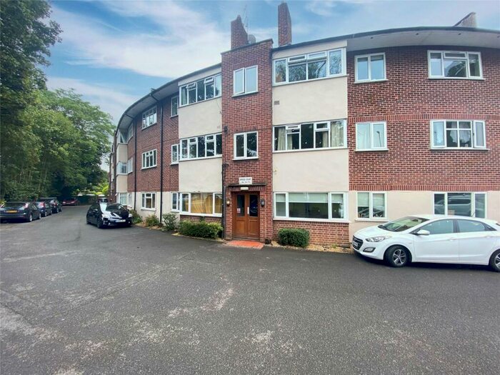 2 Bedroom Apartment To Rent In Bridge Court, Bath Road, Taplow, Maidenhead, SL6