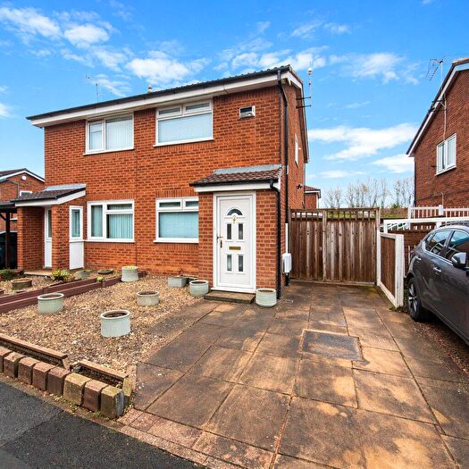 2 Bedroom Semi-Detached House For Sale In Whitelands Meadow, Wirral, Merseyside, CH49