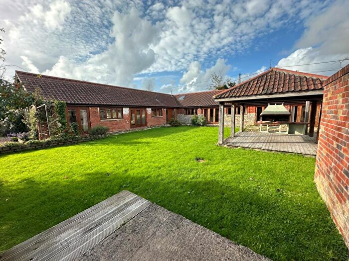 4 Bedroom Character Property For Sale In Leighton Lane, Evercreech, BA4