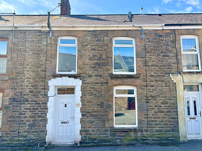 3 Bedroom Terraced House For Sale In Church Street, Pontardawe, Swansea., SA8