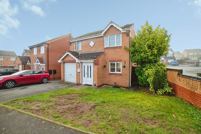 3 Bedroom Detached House For Sale In Carnation Road, Shirebrook, Mansfield, NG20