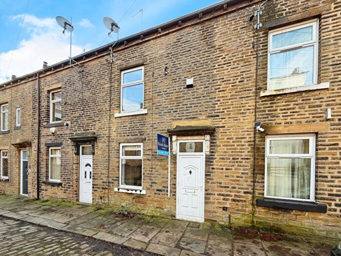 3 Bedroom Terraced House To Rent In All Souls Terrace, Halifax, West Yorkshire, HX3