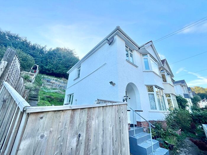 1 Bedroom Flat For Sale In Occombe Valley Road, Paignton, TQ3