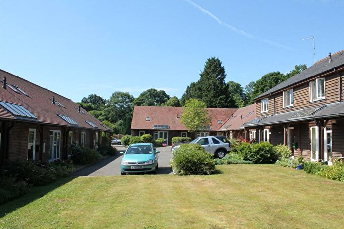 2 Bedroom Bungalow For Sale In Broad Oak Manor, Hertford, SG14