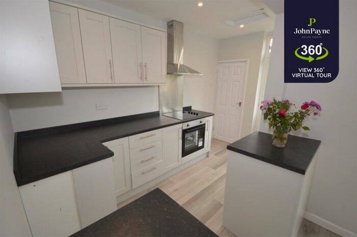 3 Bedroom End Of Terrace House To Rent In Poitiers Road, Cheylesmore, Coventry, CV3