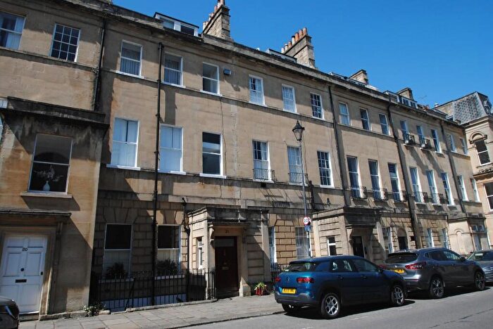 2 Bedroom Flat For Sale In Marlborough Buildings, Bath, BA1