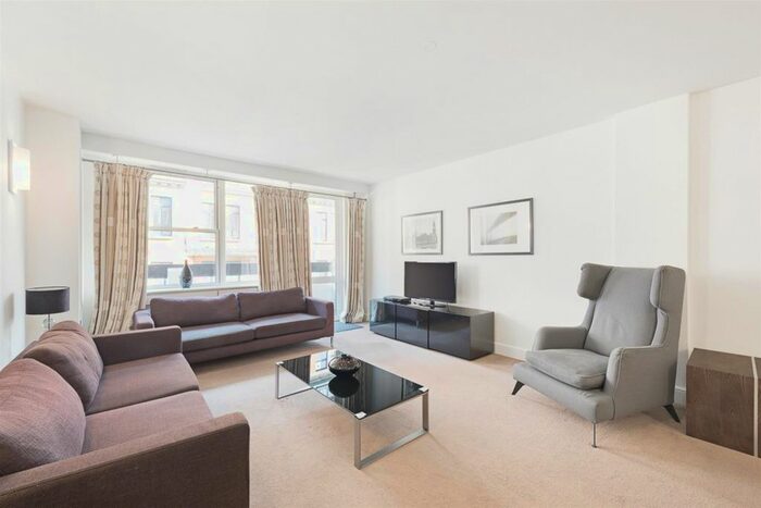 3 Bedroom Flat To Rent In Weymouth Street, London, W1W