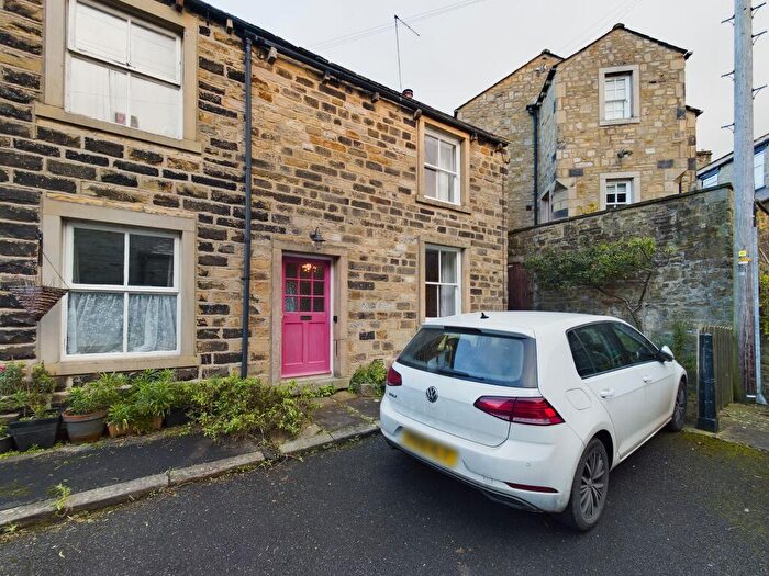 2 Bedroom Cottage To Rent In Watsons Houses, Skipton, BD23