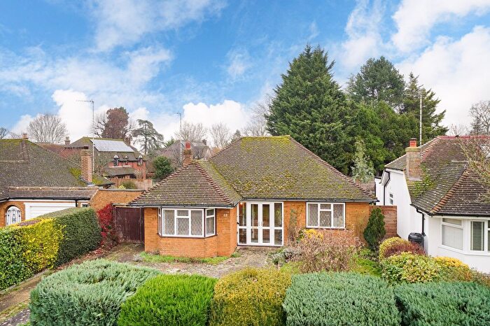 3 Bedroom Detached Bungalow For Sale In Grove Park, Tring, HP23