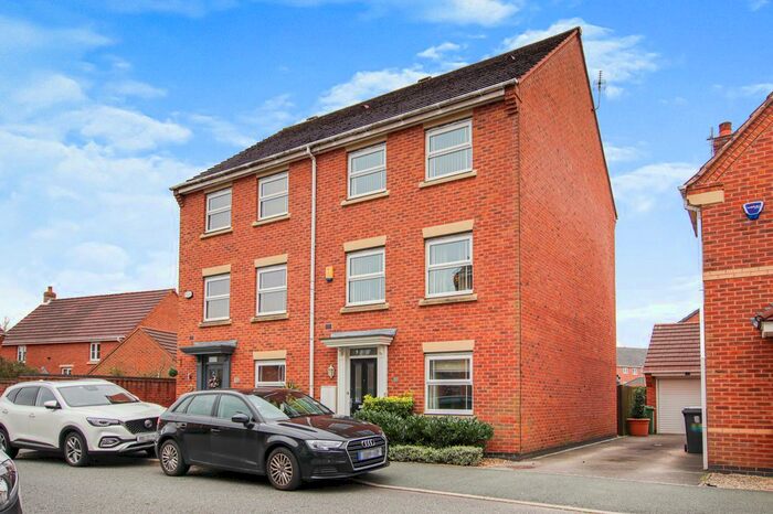 4 Bedroom Semi-Detached House To Rent In Arizona Crescent, Warrington, Cheshire, WA5