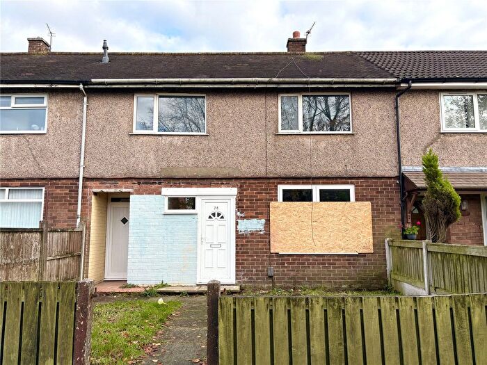 3 Bedroom Town House For Sale In Atholl Drive, Heywood, Greater Manchester, OL10