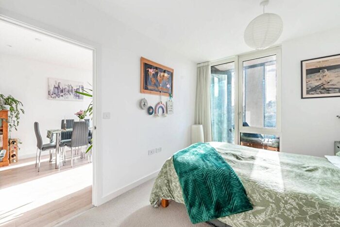 1 Bedroom Flat For Sale In Perceval Square, Harrow, HA1