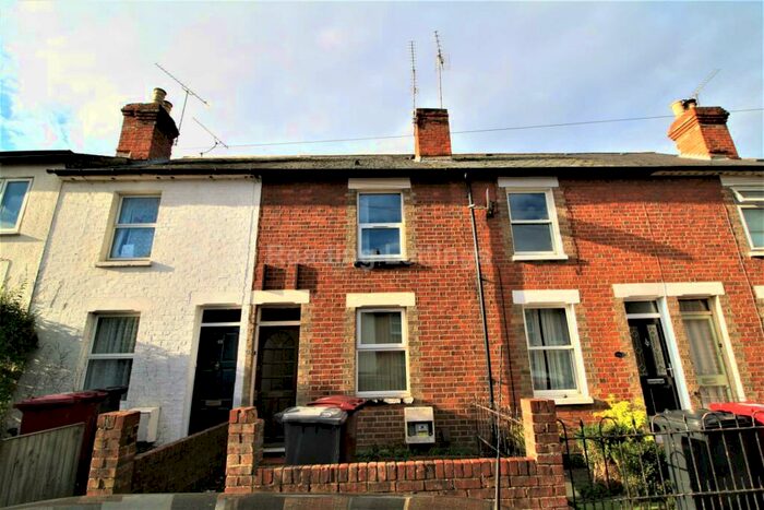 3 Bedroom Terraced House To Rent In Cardigan Road, Reading, RG1