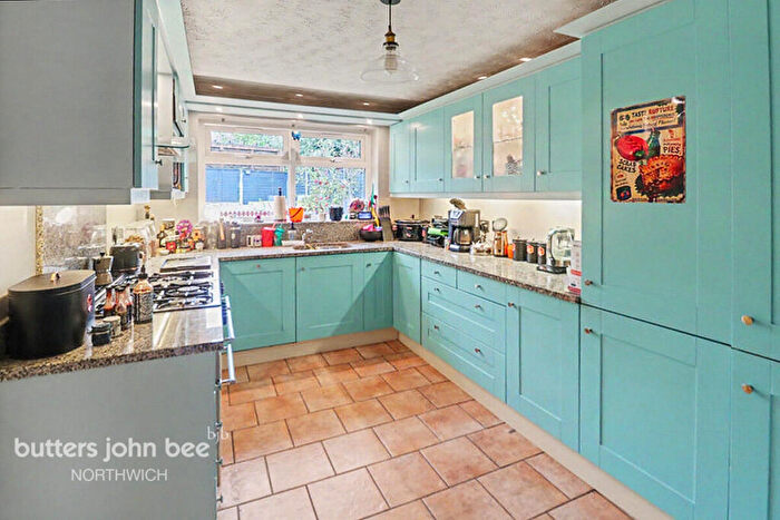 4 Bedroom Detached House For Sale In Mayfair Drive, Northwich, CW9