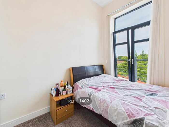2 Bedroom Apartment To Rent In City Central, Wright Street, Hull, HU2