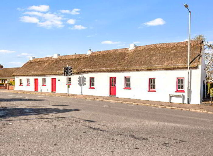 5 Bedroom Detached Cottages For Sale In - Hillhall Road, Lisburn, BT27