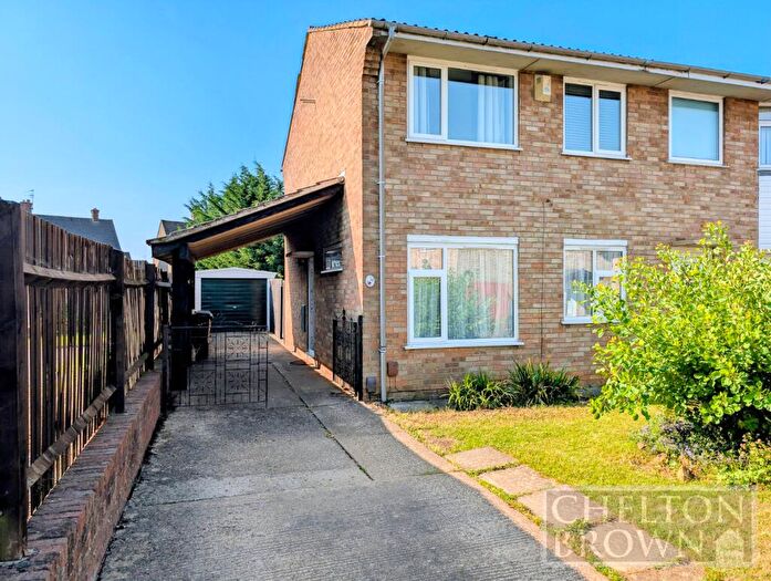 3 Bedroom End Of Terrace House For Sale In Limehurst Close, Northampton, Northamptonshire, NN5