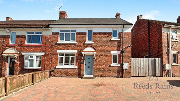 3 Bedroom Semi-Detached House For Sale In Conyers Avenue, Chester Le Street, Durham, DH2
