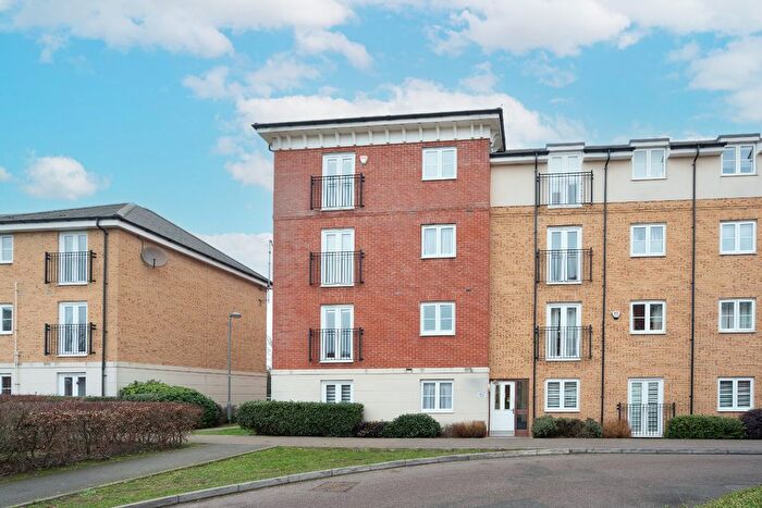 2 Bedroom Flat For Sale In Dodd Road, Watford, Hertfordshire, WD24