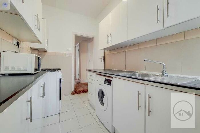 4 Bedroom End Of Terrace House To Rent In Durnsford Road, Wimbledon Park, London, SW19