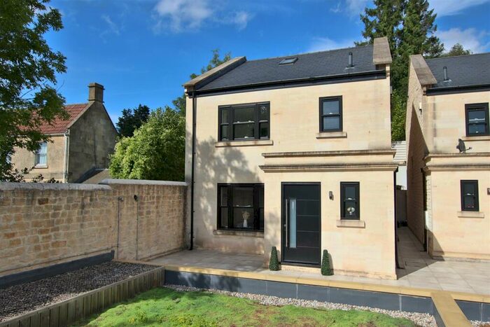 4 Bedroom House To Rent In Bailbrook Lane, Bath, BA1