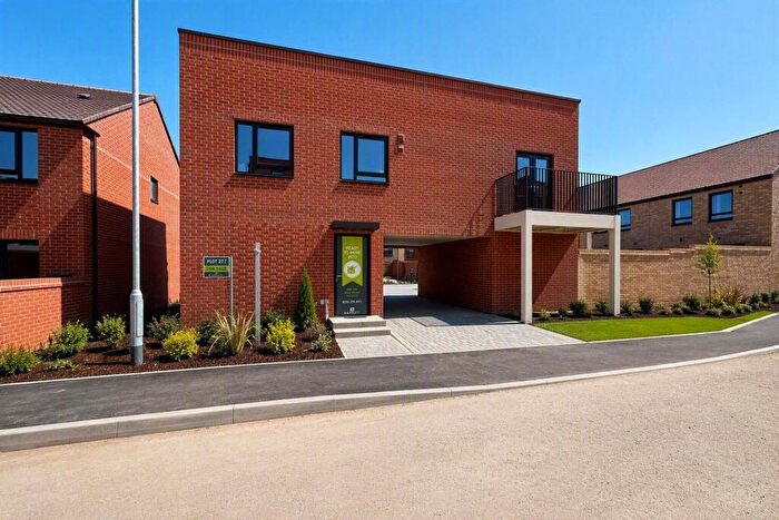 2 Bedroom Detached House For Sale In Franklin Gardens, Cambridge, CB3