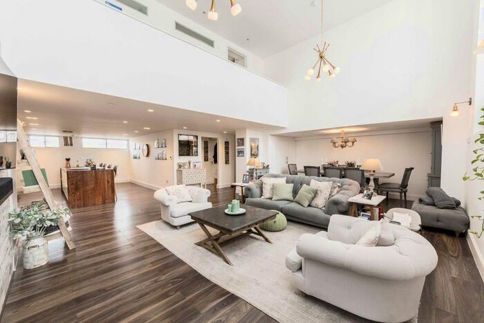 3 Bedroom Flat To Rent In Craven Gardens, London, SW19