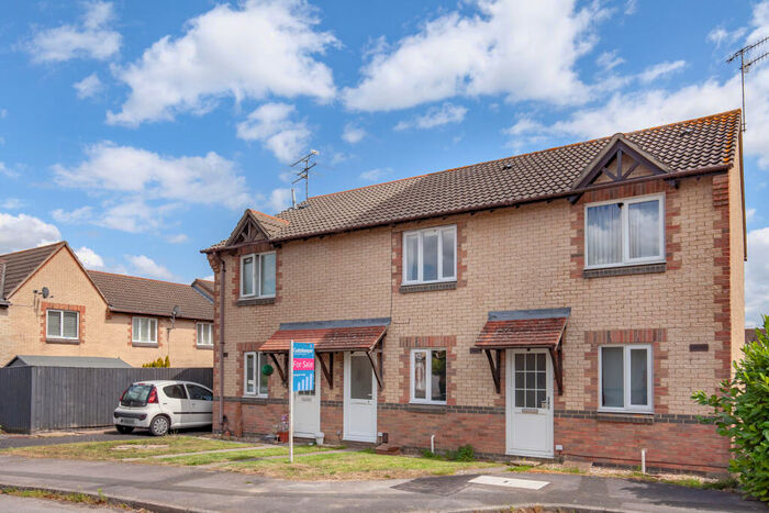 2 Bedroom Terraced House To Rent In Pritchard Close, Swindon, Wiltshire, SN2