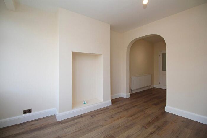 2 Bedroom Semi-Detached House To Rent In Bottleacre Lane, Loughborough, LE11