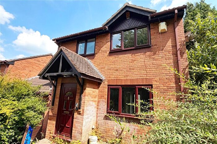 3 Bedroom Link Detached House For Sale In Wild Clough, Hyde, Greater Manchester, SK14