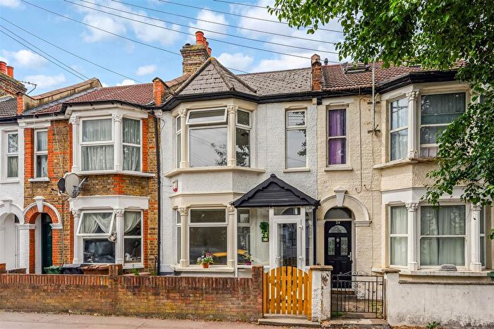 3 Bedroom Property For Sale In Pembar Avenue, Walthamstow, E17