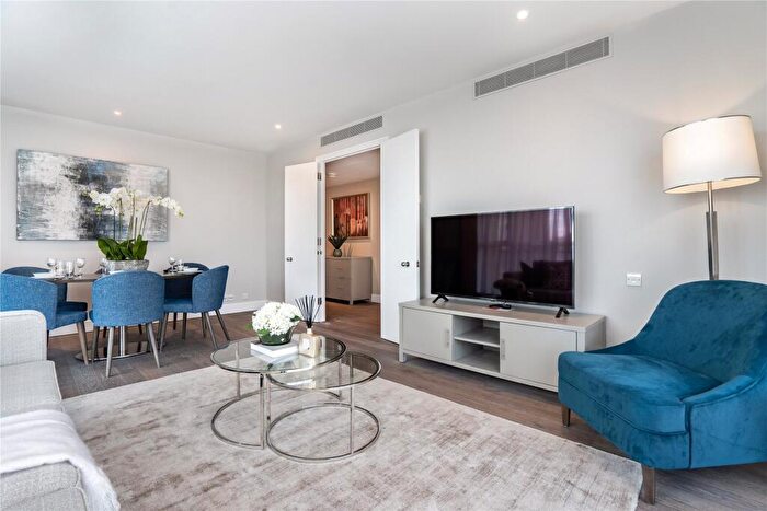 2 Bedroom Flat To Rent In Westferry Circus, London, E14