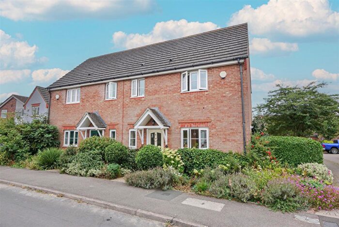 3 Bedroom Semi-Detached House For Sale In Brinkinfield Road, Chalgrove, OX44