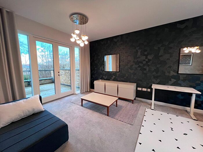 3 Bedroom Terraced House To Rent In Windmill Drive, Trumpington, Cambridge, CB2