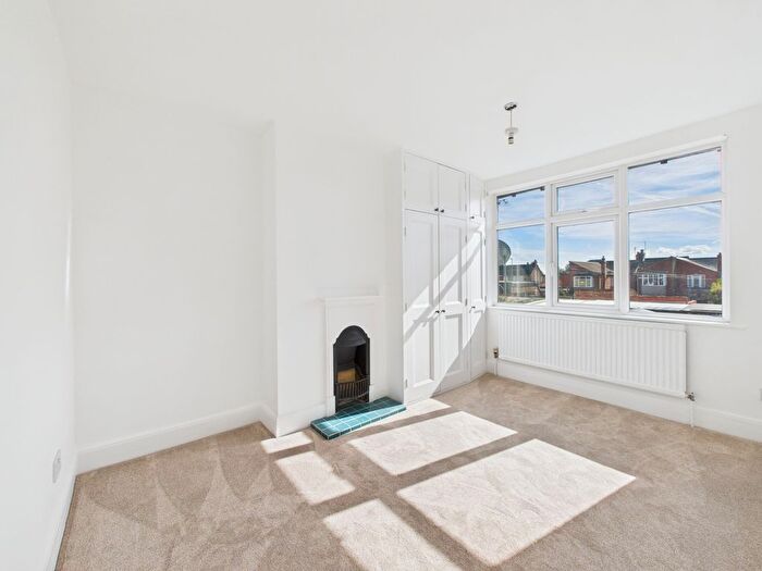3 Bedroom Terraced House For Sale In Cedar Road East, Abington, NN3