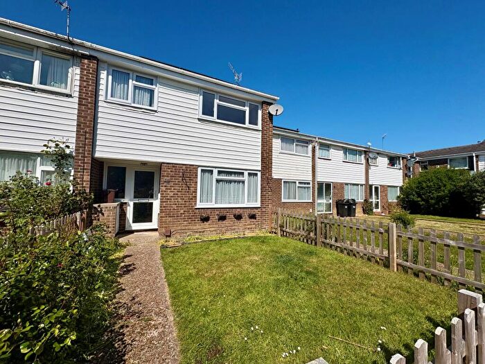 3 Bedroom Semi-Detached House To Rent In Benbow Gardens, Calmore, SO40