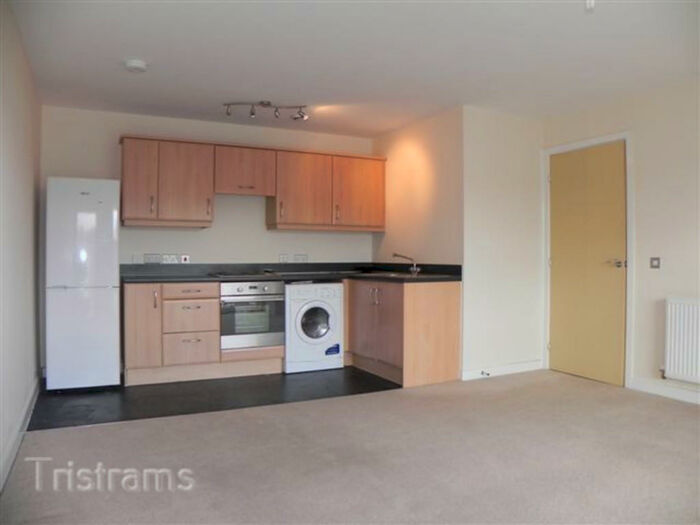 2 Bedroom Apartment To Rent In Binding Close, Carrington Point, NG5