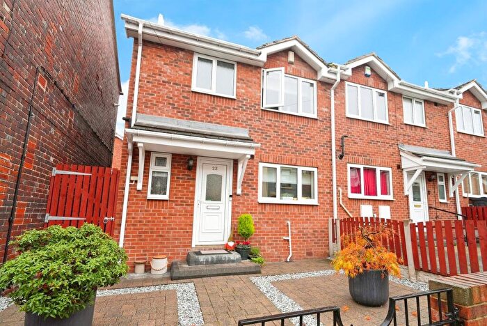 3 Bedroom Semi-Detached House For Sale In Bartholomew Street, Wombwell, Barnsley, S73
