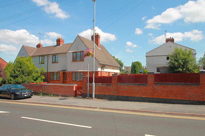 3 Bedroom Semi-Detached House For Sale In Stamford Street, Glenfield, Leicester, Leicestershire, LE3