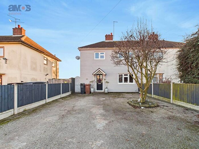 3 Bedroom Semi Detached House For Sale In Meadow Road, Rettendon Common, Chelmsford, CM3