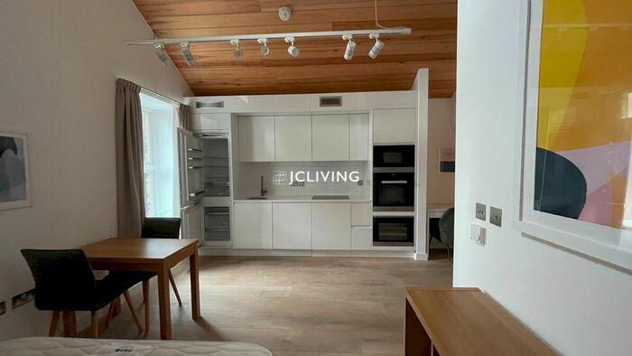 Studio To Rent In Coopers Loft, Ram Quarters, SW18