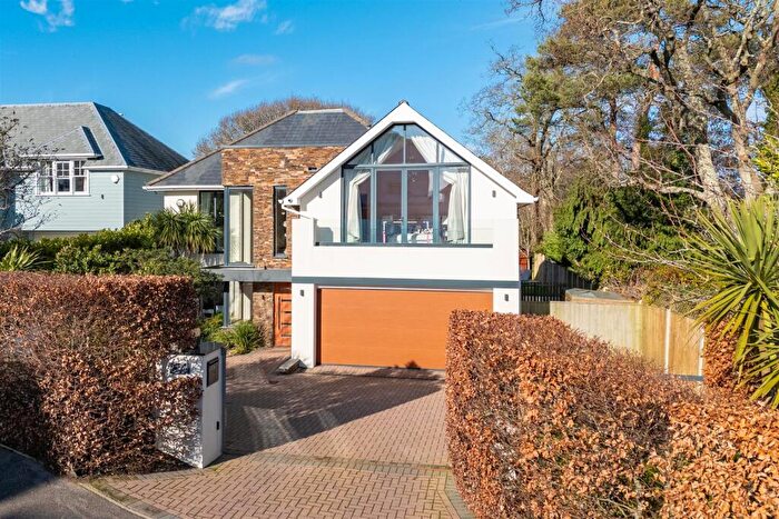 4 Bedroom Detached House For Sale In Blake Hill Crescent, Lilliput, BH14