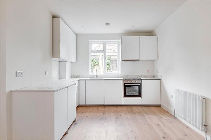 2 Bedroom Apartment To Rent In Clifford Gardens, Kensal Rise, London, NW10