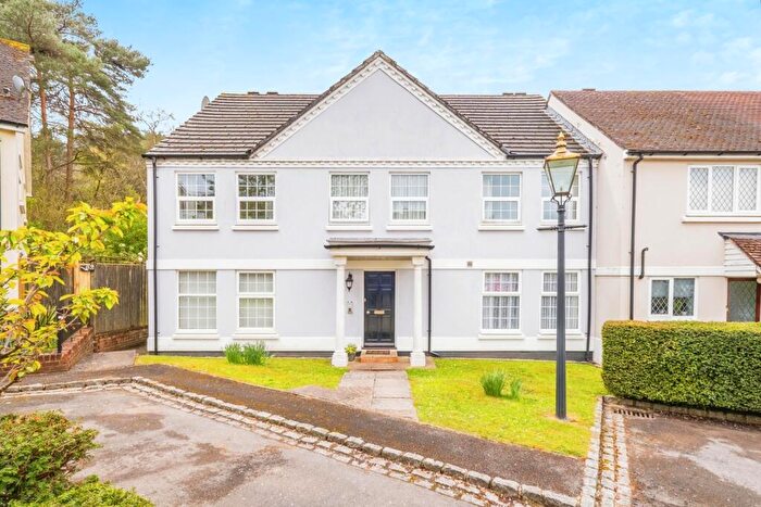 1 Bedroom Flat For Sale In Barlavington Way, Midhurst, West Sussex, GU29