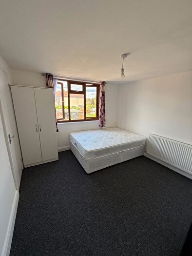 Studio To Rent In Malvern Avenue, South Harrow, HA2