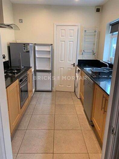 2 Bedroom Flat To Rent In Bayswater Road, Jesmond, Newcastle Upon Tyne, NE2