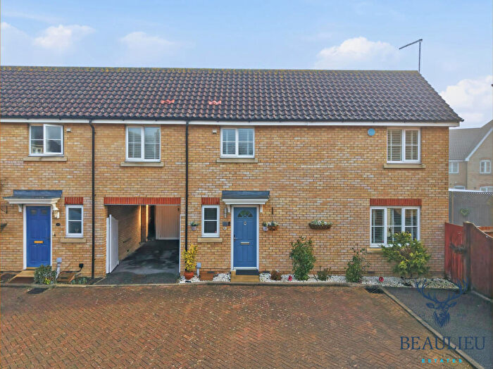 3 Bedroom Link Detached House For Sale In Albemarle Link, Beaulieu Park, CM1