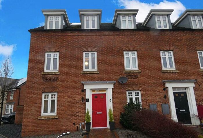 3 Bedroom Town House For Sale In Howsham Road, Spennymoor, DL16
